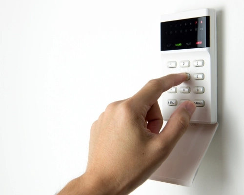 Como escolher a melhor empresa de alarme residencial em Goiânia